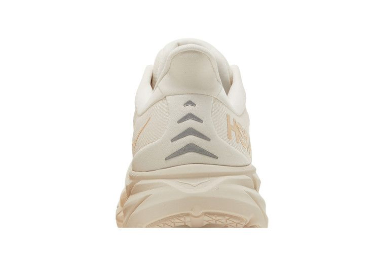 clifton-8-eggnog-shifting-sand-1119393-essn_06