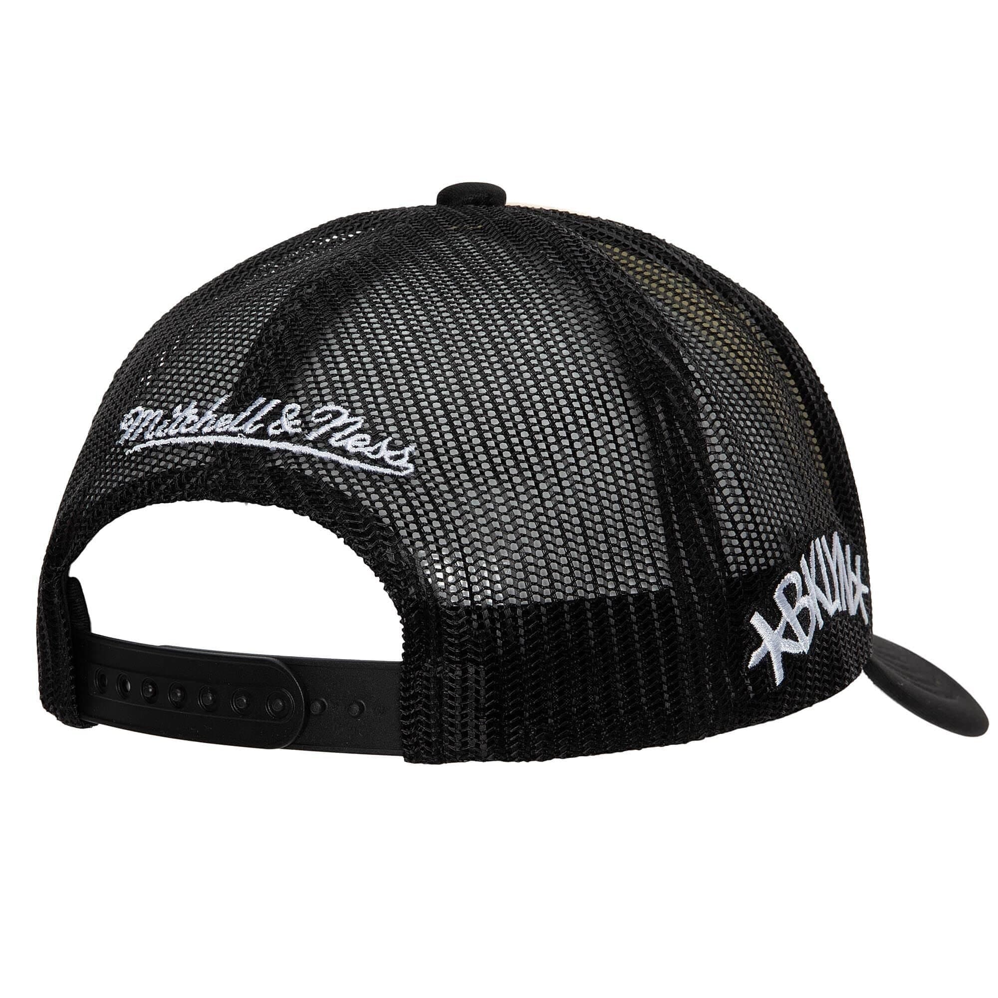 Mitchell-Ness-Cream-Trucker-Snapback-Brooklyn-Nets-Hat-1