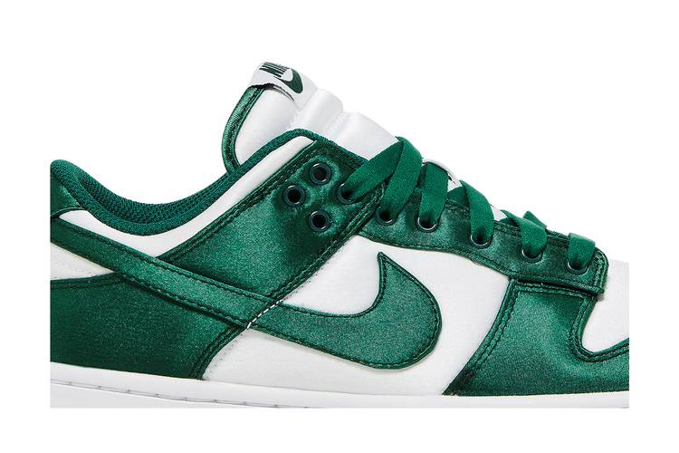Кроссовки Nike Wmns Dunk Low 'Satin Green'