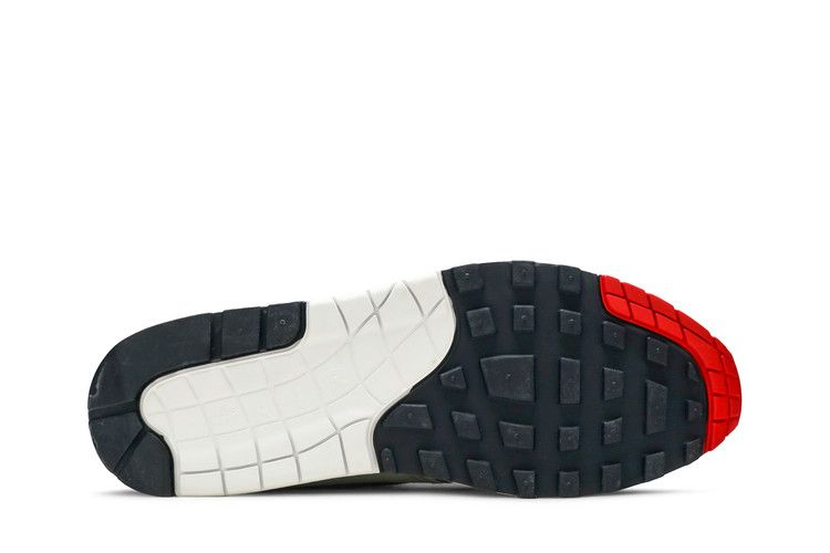 air-max-1-sp-patch-704901-146_03