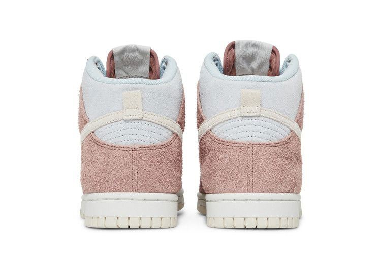 Кроссовки Nike Dunk High 'Fossil Rose'
