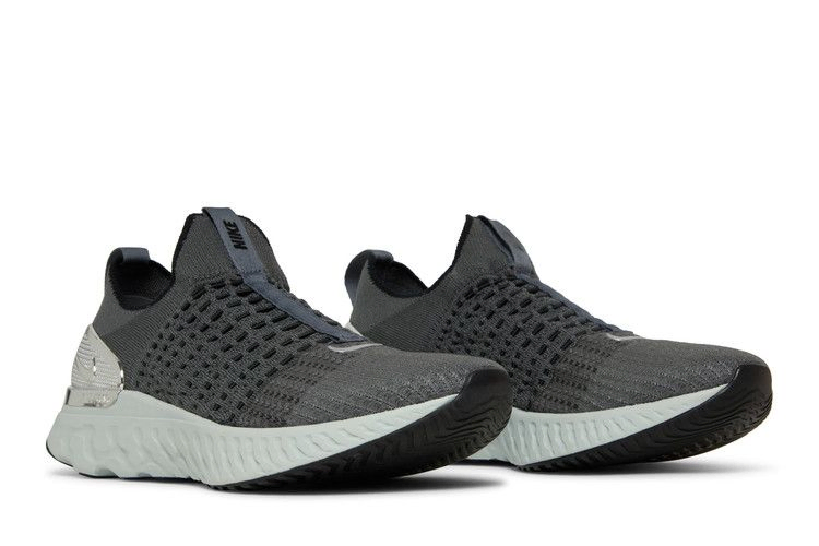 react-phantom-run-flyknit-2-iron-grey-silver-cj0277-006_07