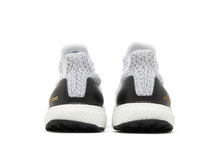 wmns-ultraboost-5-dna-white-black-gy6959_05