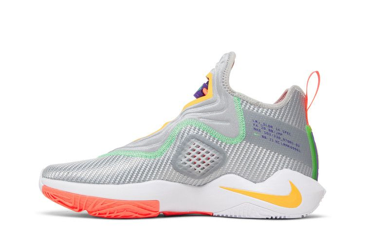 lebron-soldier-14-hare-ck6024-001_02