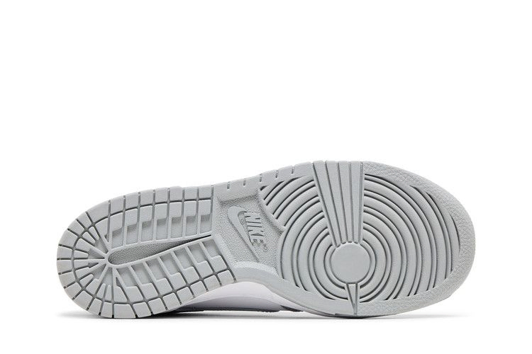dunk-low-gs-light-smoke-grey-fb9109-123_03