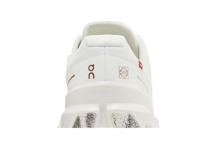 Кроссовки Loewe x ON Wmns Cloudventure 'White'