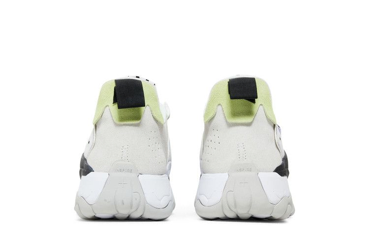 jordan-delta-2-cyber-green-cv8121-101_05
