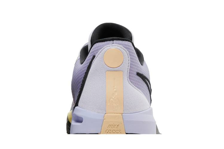 Кроссовки Nike Wmns Sabrina 1 'Spark'