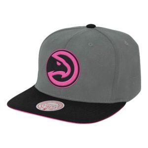 Mitchell-Ness-Neon-Lights-Snapback-Atlanta-Hawks-Hat-300x300