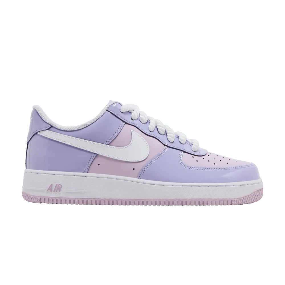 Krossovki-Nike-Air-Force-1-07-LV8-Hydrangeas-Patent
