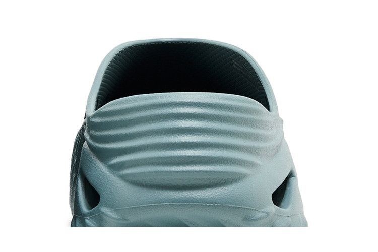 Кроссовки Crocs Echo Wave 'Pond'