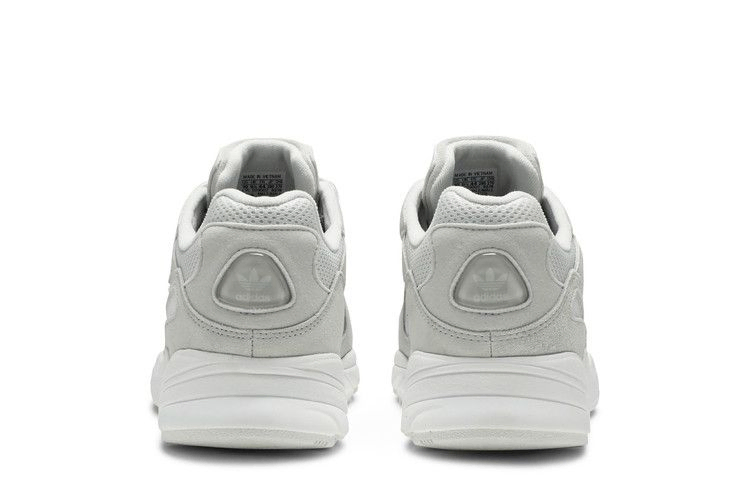 yung-96-chasm-crystal-white-ee7238_05