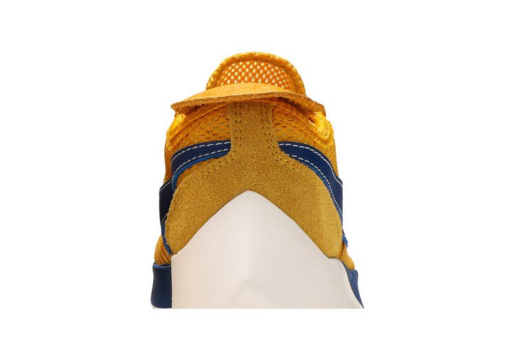 Кроссовки Nike Moon Racer QS 'Yellow Ochre'