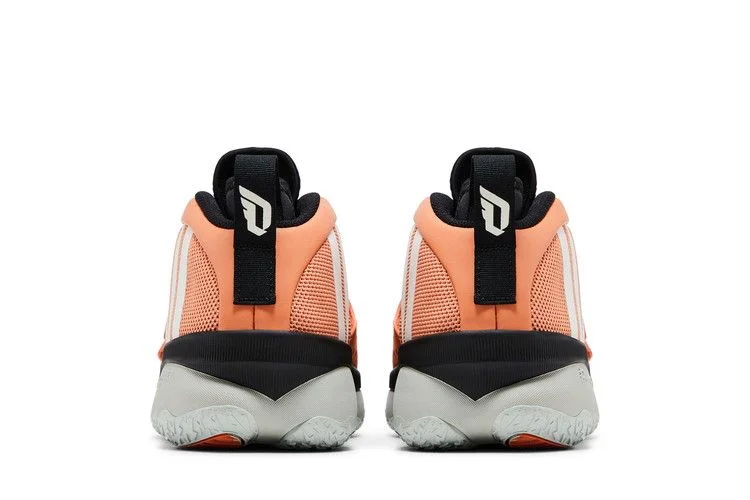 Krossovki-adidas-Dame-8-EXTPLY-Hazy-Copper-5
