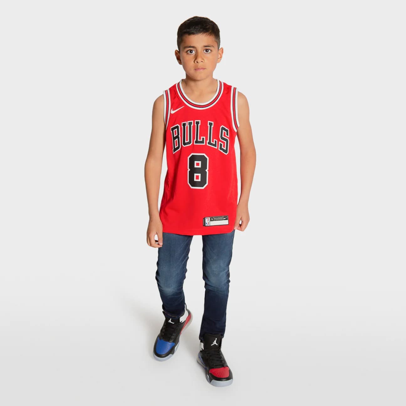 Баскетбольная джерси 2022-23 Chicago Bulls Zach Lavine #8 Youth Swingman Icon Edition Red Jersey