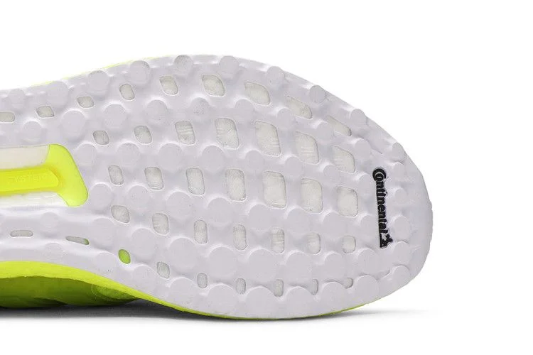 Krossovki-adidas-UltraBoost-1.0-DNA-Solar-Yellow-4