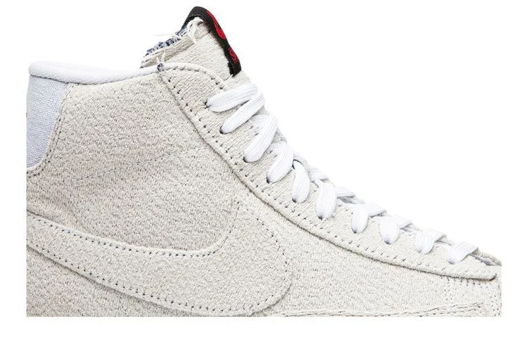 Кроссовки Stranger Things x Nike Blazer Mid QS 'Upside Down'