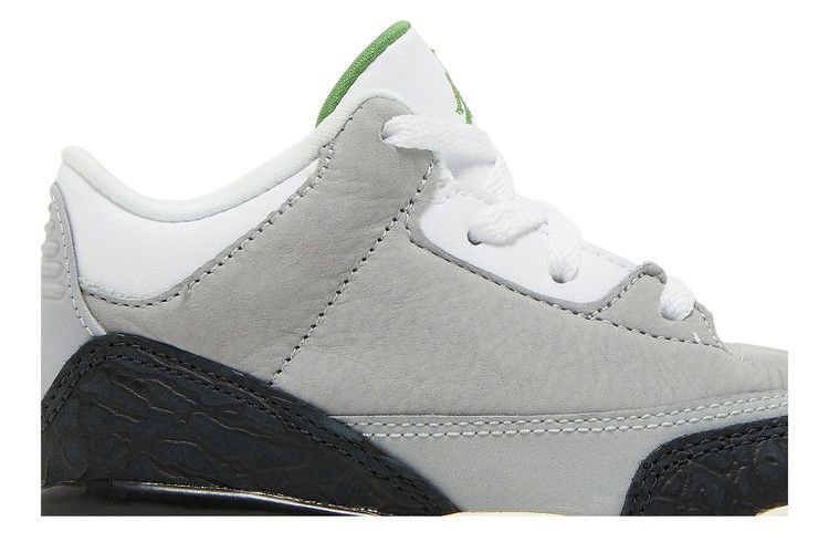 air-jordan-3-retro-td-chlorophyll-832033-006_01