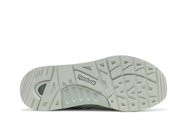 Кроссовки Reebok Victoria Beckham x Bolton Low 'Storm Glow'
