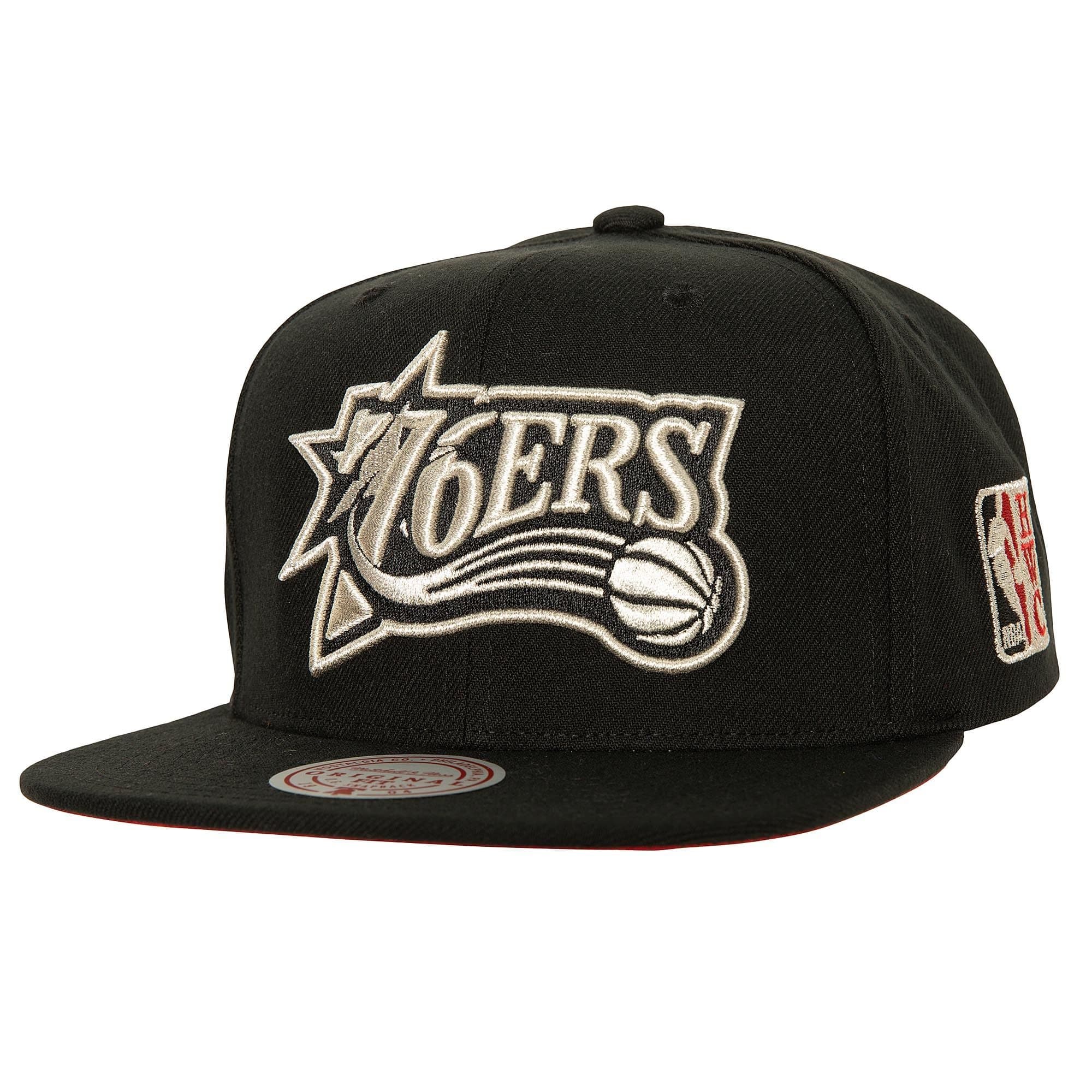 Бейсболка Mitchell & Ness Watch Me Shine Snapback HWC Philadelphia 76ers