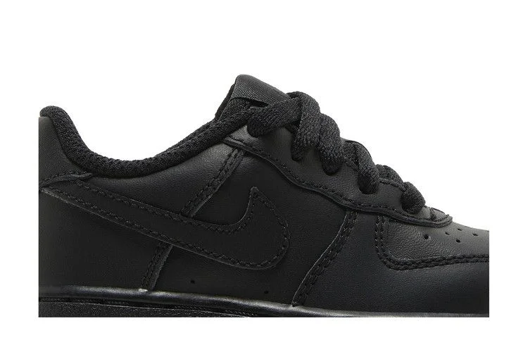 Krossovki-Nike-Force-1-TD-Triple-Black-1