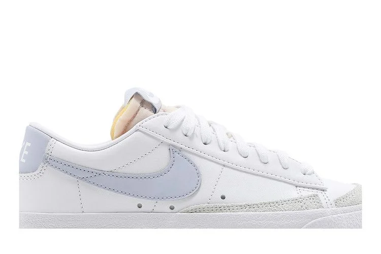 Кроссовки Nike Wmns Blazer Low '77 'White Ghost'