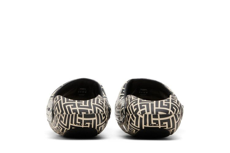balmain-wmns-b-it-quilted-leather-mules-bicolor-monogram-black-white-yn1vl699-tvmg-gfe_05