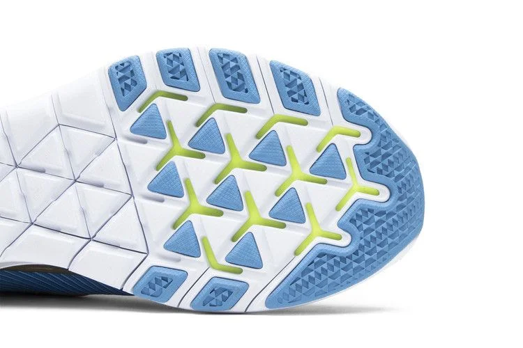 Krossovki-Nike-Free-Train-Instinct-Hart-Hustle-Hart-4