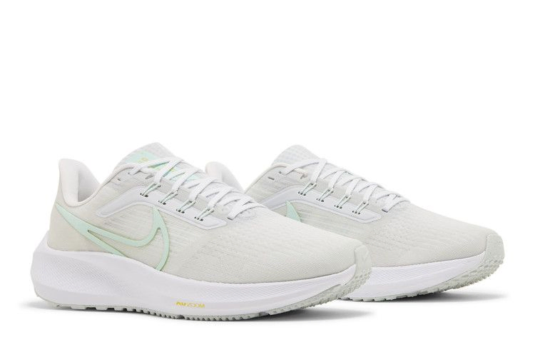 wmns-air-zoom-pegasus-39-pure-platinum-barely-green-dh4072-102_07