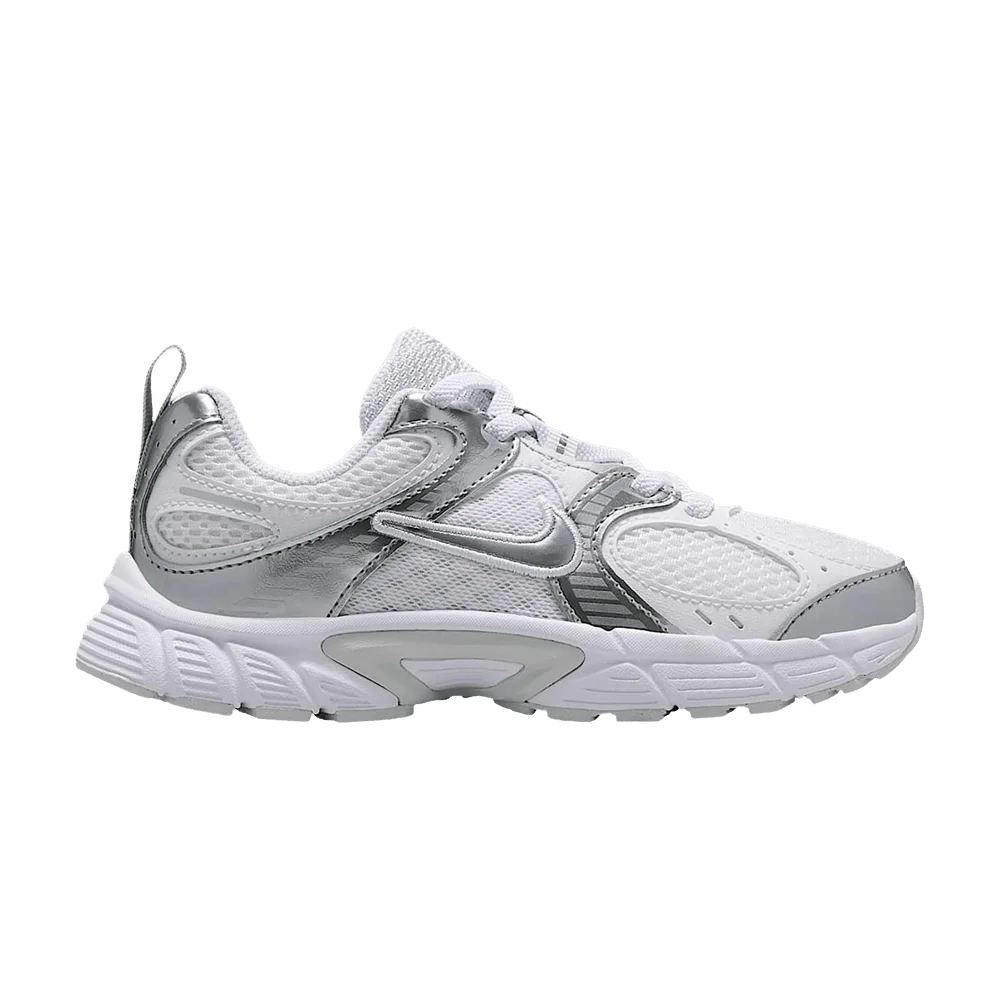Krossovki-Nike-V5-RNR-PS-White-Metallic-Silver
