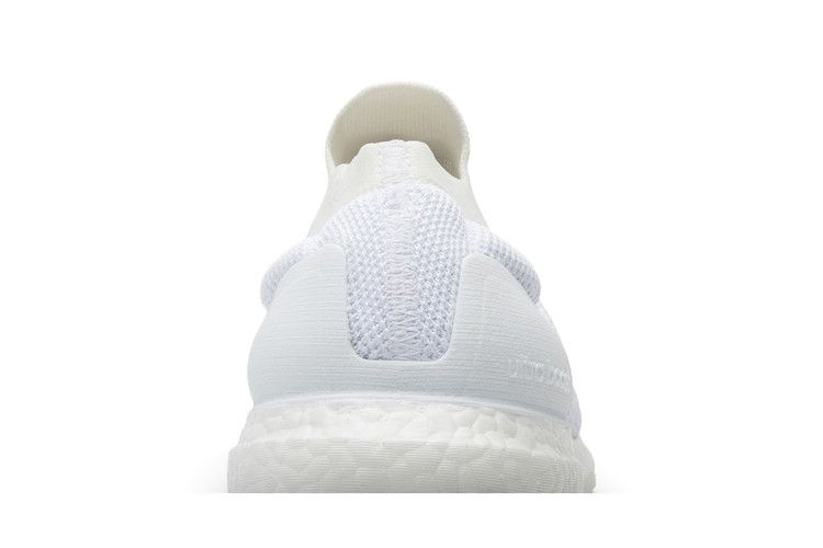 Кроссовки Adidas UltraBoost Laceless 'Triple White'