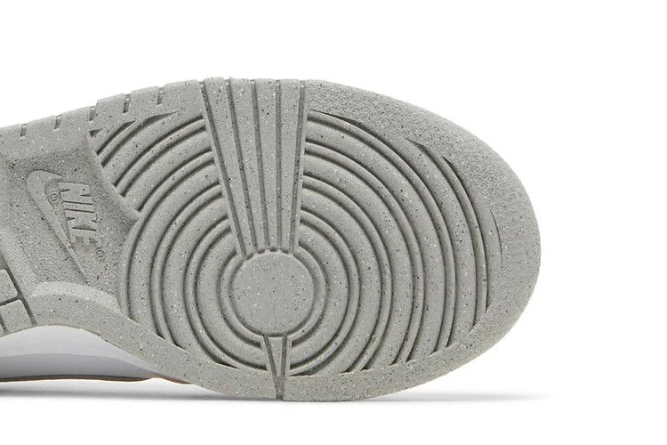Кроссовки Nike Wmns Dunk Low Next Nature 'Light Orewood Brown'