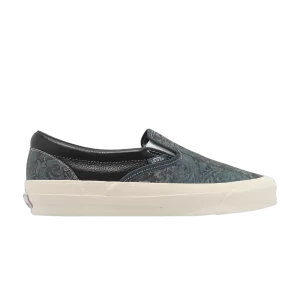 og-classic-slip-on-lx-granny-s-rug-stargazer-navy-vn0a32qn12s-300x300