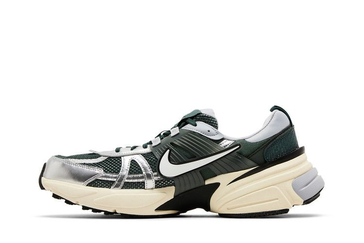 Кроссовки Nike V2K Run 'Vintage Green'
