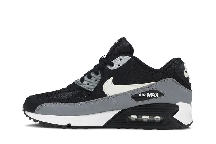 Krossovki-Nike-Air-Max-90-Essential-Cool-Grey-2