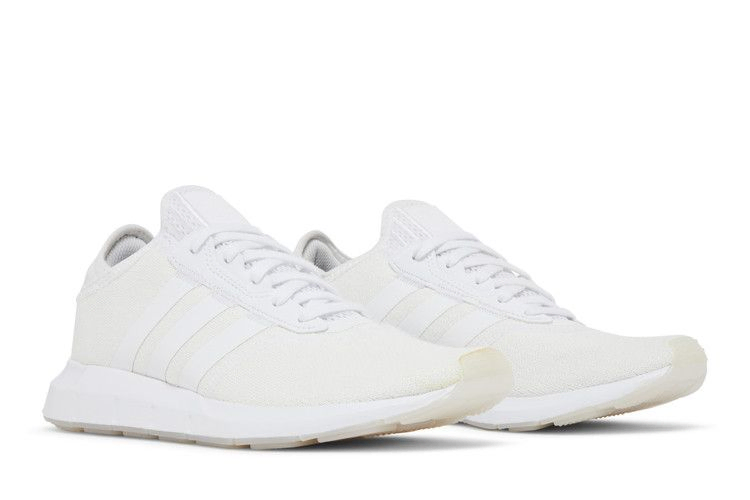 wmns-swift-run-x-cloud-white-fy2138_07