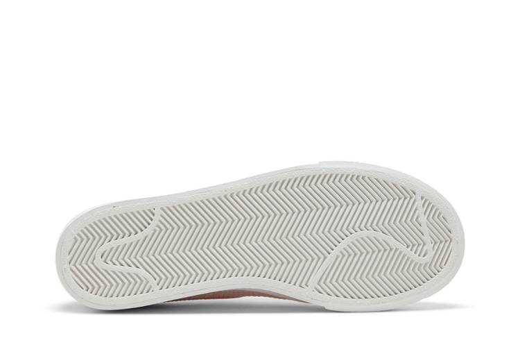 Кроссовки Nike Wmns Blazer Low Platform Essential 'Pink Oxford Woven'