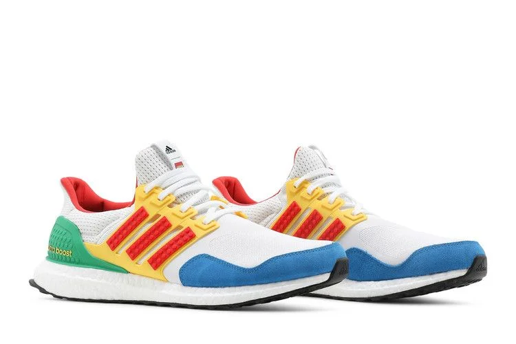 Krossovki-LEGO-x-adidas-UltraBoost-DNA-Color-Pack-Multi-7