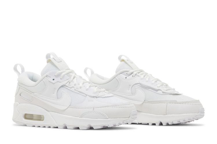 wmns-air-max-90-futura-triple-white-dm9922-101_07