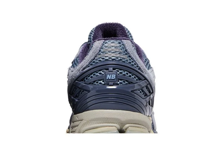Кроссовки AURALEE x New Balance 1906R 'Flint Stone'