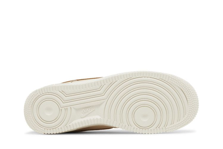 Кроссовки Nike Wmns Air Force 1 '07 Essential 'Sanddrift Gold'