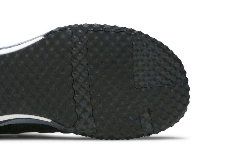 project-rock-1-black-3020788-001_04