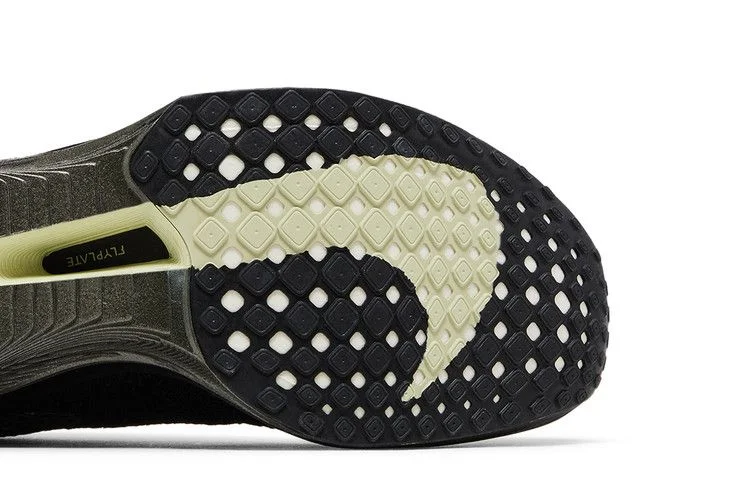 Кроссовки Nike ZoomX VaporFly Next% 3 'Black Olive Aura'