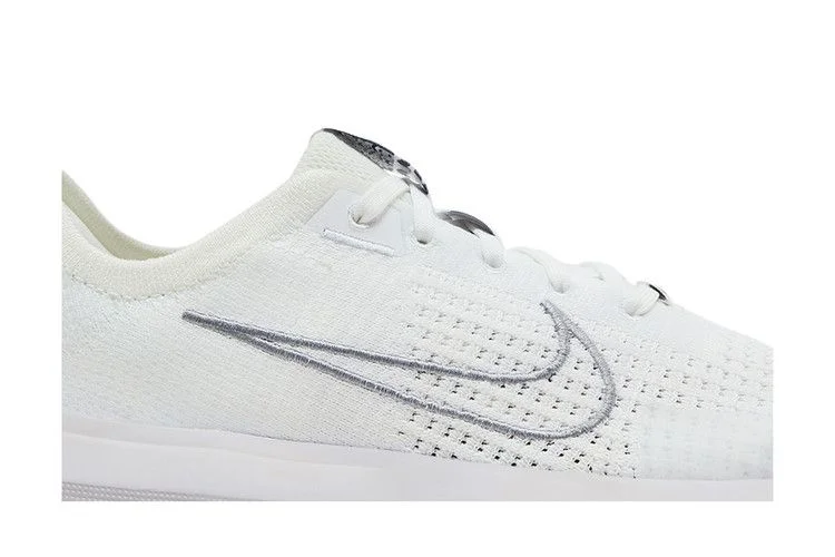 Кроссовки Nike Wmns Interact Run 'White Metallic Silver'