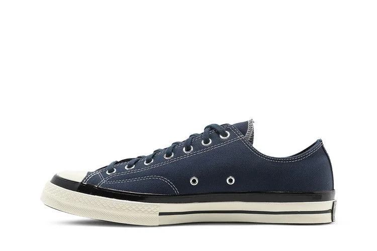 Krossovki-Fragment-Design-x-Moncler-x-Converse-Chuck-70-Low-Insignia-Blue-2