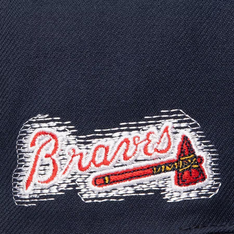 Бейсболка Mitchell & Ness Navy Atlanta Braves Blurred Vision Snapback Hat