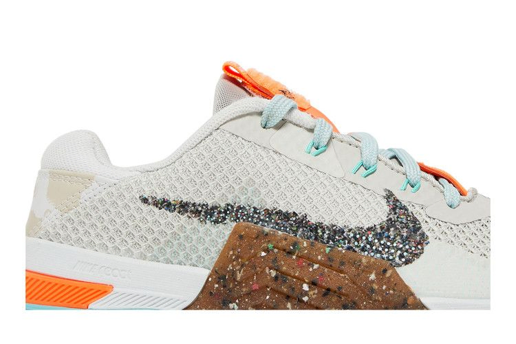 Кроссовки Nike Wmns Metcon 7 'Light Bone Platinum Tint'