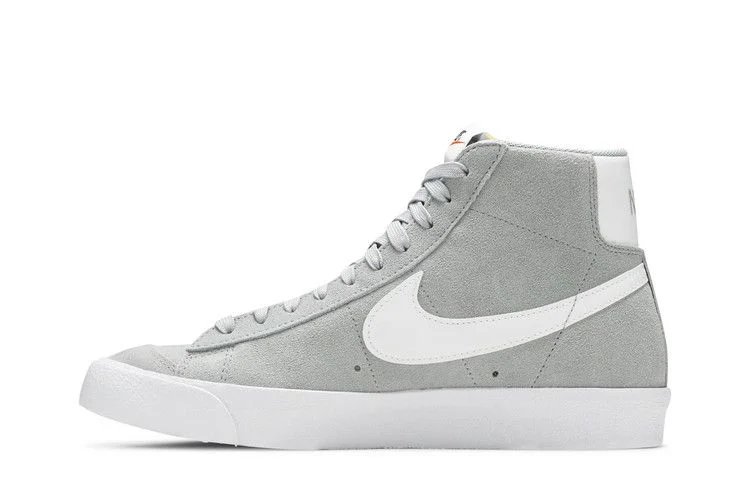 Кроссовки Nike Blazer Mid '77 Suede 'Light Smoke Grey'