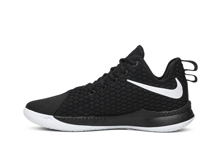 lebron-witness-3-black-white-ao4433-001_02