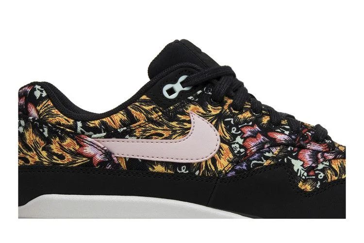 Krossovki-Nike-Wmns-Air-Max-1-QS-Floral-1